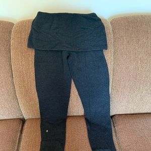Unique Lululemon knit tights with bum cover.